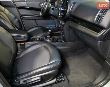 Серый Мини Кантримен, объемом двигателя 1.5 л и пробегом 55 тыс. км за 24500 $, фото 36 на Automoto.ua