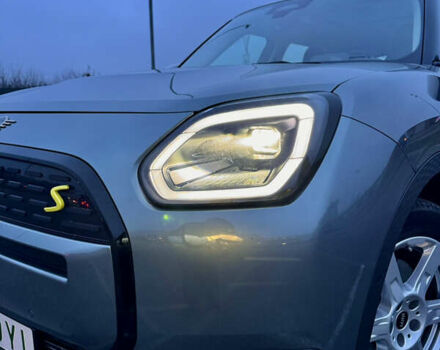 Сірий Міні Кантрімен, об'ємом двигуна 0 л та пробігом 17 тис. км за 41000 $, фото 5 на Automoto.ua