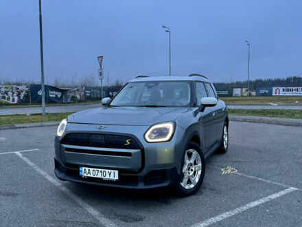 Сірий Міні Кантрімен, об'ємом двигуна 0 л та пробігом 17 тис. км за 41000 $, фото 1 на Automoto.ua