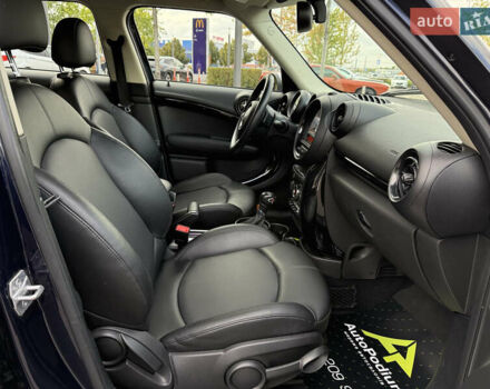 Мини Кантримен 2014 в Киеве на Automoto.ua Синий Мини Кантримен, объемом двигателя 1.6 л и пробегом 83 тыс. км за 10999 $, фото 31 на Automoto.ua