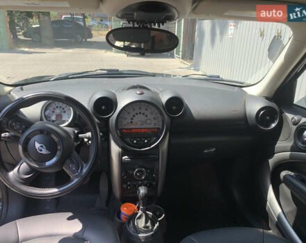 Мини Кантримен 2013 в Одессе на Automoto.ua Зеленый Мини Кантримен, объемом двигателя 1.6 л и пробегом 97 тыс. км за 7900 $, фото 13 на Automoto.ua