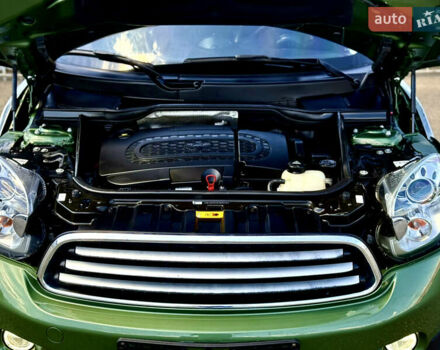 Зеленый Мини Кантримен, объемом двигателя 2 л и пробегом 175 тыс. км за 13888 $, фото 5 на Automoto.ua