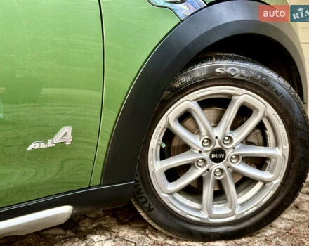 Зеленый Мини Кантримен, объемом двигателя 2 л и пробегом 175 тыс. км за 13888 $, фото 6 на Automoto.ua