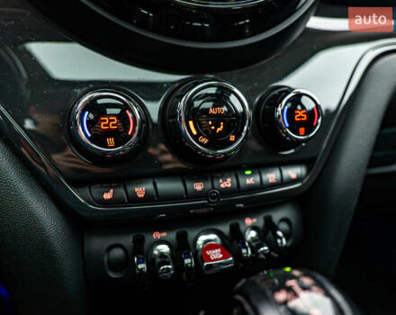 Зеленый Мини Кантримен, объемом двигателя 1.5 л и пробегом 141 тыс. км за 16868 $, фото 17 на Automoto.ua