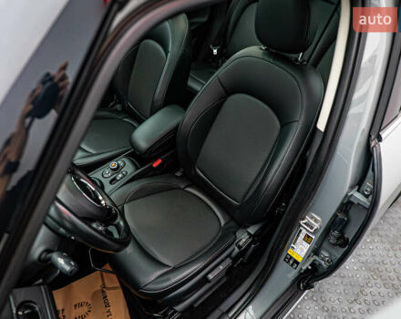 Зеленый Мини Кантримен, объемом двигателя 1.5 л и пробегом 141 тыс. км за 16868 $, фото 8 на Automoto.ua