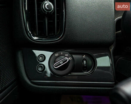 Зеленый Мини Кантримен, объемом двигателя 1.5 л и пробегом 141 тыс. км за 16868 $, фото 14 на Automoto.ua