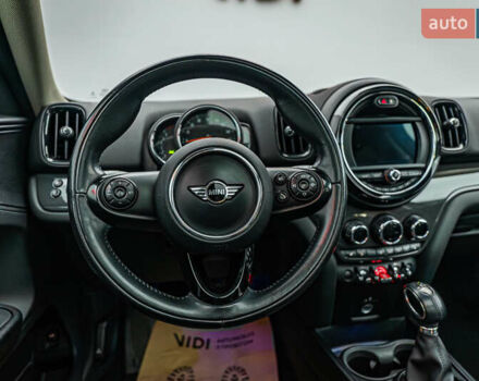 Зеленый Мини Кантримен, объемом двигателя 1.5 л и пробегом 141 тыс. км за 16868 $, фото 11 на Automoto.ua