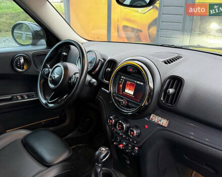 Зеленый Мини Кантримен, объемом двигателя 1.5 л и пробегом 72 тыс. км за 17500 $, фото 31 на Automoto.ua