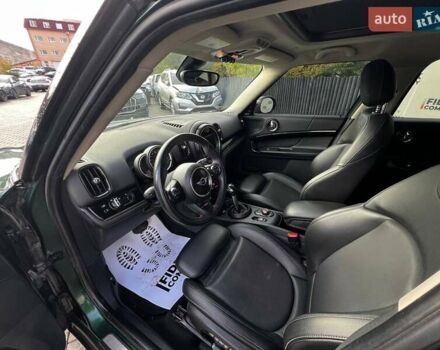 Мини Кантримен 2019 в Луцке на Automoto.ua Зеленый Мини Кантримен, объемом двигателя 2 л и пробегом 270 тыс. км за 10500 $, фото 13 на Automoto.ua