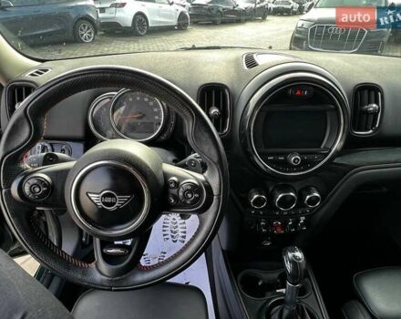 Зелений Міні Кантрімен, об'ємом двигуна 2 л та пробігом 270 тис. км за 10200 $, фото 15 на Automoto.ua