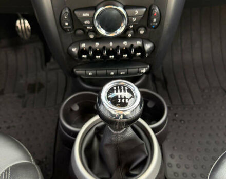 Зеленый Мини Кантримен, объемом двигателя 1.6 л и пробегом 253 тыс. км за 6100 $, фото 5 на Automoto.ua