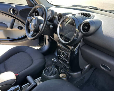 Зелений Міні Кантрімен, об'ємом двигуна 2 л та пробігом 99 тис. км за 11999 $, фото 12 на Automoto.ua