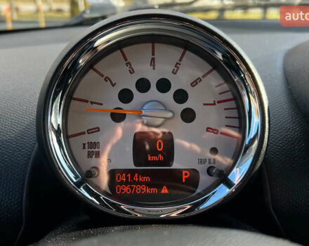 Зеленый Мини Кантримен, объемом двигателя 1.6 л и пробегом 96 тыс. км за 11200 $, фото 15 на Automoto.ua