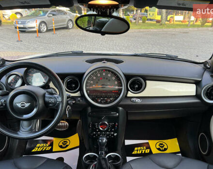 Білий Міні Coupe, об'ємом двигуна 1.6 л та пробігом 24 тис. км за 13300 $, фото 10 на Automoto.ua
