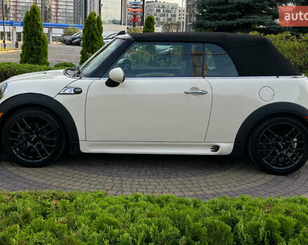 Білий Міні Coupe, об'ємом двигуна 1.6 л та пробігом 24 тис. км за 13300 $, фото 3 на Automoto.ua