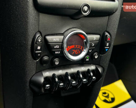 Білий Міні Coupe, об'ємом двигуна 1.6 л та пробігом 24 тис. км за 13300 $, фото 16 на Automoto.ua