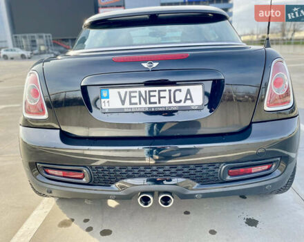 Чорний Міні Coupe, об'ємом двигуна 2 л та пробігом 255 тис. км за 9666 $, фото 9 на Automoto.ua