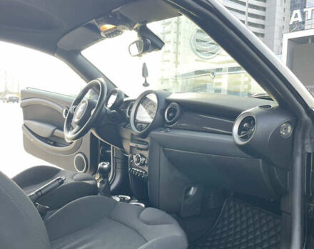 Чорний Міні Coupe, об'ємом двигуна 2 л та пробігом 255 тис. км за 9666 $, фото 30 на Automoto.ua