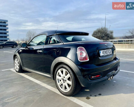 Чорний Міні Coupe, об'ємом двигуна 2 л та пробігом 255 тис. км за 9666 $, фото 7 на Automoto.ua