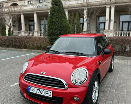 Червоний Міні Coupe, об'ємом двигуна 1.6 л та пробігом 104 тис. км за 7990 $, фото 9 на Automoto.ua
