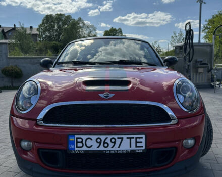 Красный Мини Coupe, объемом двигателя 1.6 л и пробегом 110 тыс. км за 9000 $, фото 1 на Automoto.ua