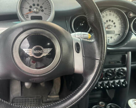 Белый Мини Hatch, объемом двигателя 1.4 л и пробегом 250 тыс. км за 4300 $, фото 9 на Automoto.ua