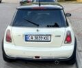 Белый Мини Hatch, объемом двигателя 1.6 л и пробегом 160 тыс. км за 5499 $, фото 4 на Automoto.ua