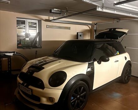 Білий Міні Hatch, об'ємом двигуна 1.6 л та пробігом 1480 тис. км за 9000 $, фото 6 на Automoto.ua