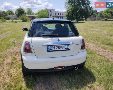 Белый Мини Hatch, объемом двигателя 1.6 л и пробегом 190 тыс. км за 5900 $, фото 18 на Automoto.ua