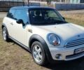 Белый Мини Hatch, объемом двигателя 1.6 л и пробегом 190 тыс. км за 5900 $, фото 70 на Automoto.ua