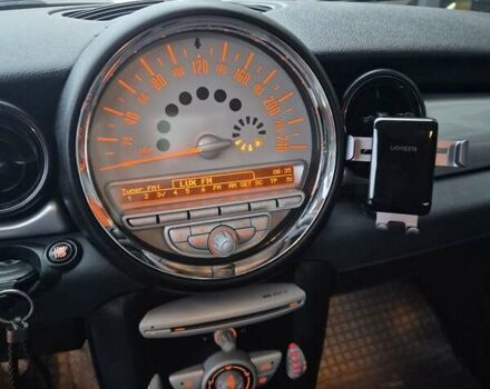 Белый Мини Hatch, объемом двигателя 1.4 л и пробегом 138 тыс. км за 5500 $, фото 18 на Automoto.ua