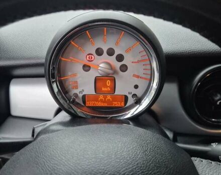 Белый Мини Hatch, объемом двигателя 1.4 л и пробегом 138 тыс. км за 5500 $, фото 19 на Automoto.ua