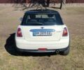 Белый Мини Hatch, объемом двигателя 1.6 л и пробегом 190 тыс. км за 5900 $, фото 75 на Automoto.ua