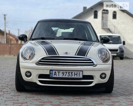 Белый Мини Hatch, объемом двигателя 1.6 л и пробегом 178 тыс. км за 6499 $, фото 4 на Automoto.ua