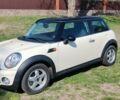 Белый Мини Hatch, объемом двигателя 1.6 л и пробегом 190 тыс. км за 5900 $, фото 107 на Automoto.ua