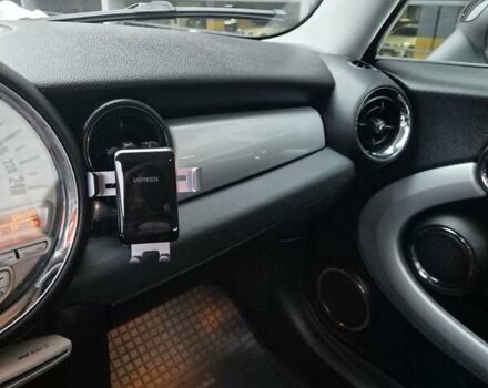 Белый Мини Hatch, объемом двигателя 1.4 л и пробегом 138 тыс. км за 5500 $, фото 17 на Automoto.ua