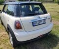 Белый Мини Hatch, объемом двигателя 1.6 л и пробегом 190 тыс. км за 5900 $, фото 12 на Automoto.ua