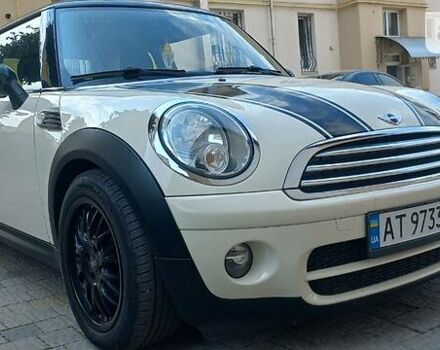 Белый Мини Hatch, объемом двигателя 1.6 л и пробегом 178 тыс. км за 6499 $, фото 7 на Automoto.ua