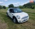 Белый Мини Hatch, объемом двигателя 1.6 л и пробегом 190 тыс. км за 5900 $, фото 25 на Automoto.ua