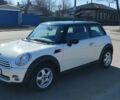 Белый Мини Hatch, объемом двигателя 1.6 л и пробегом 190 тыс. км за 5900 $, фото 62 на Automoto.ua