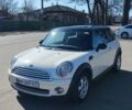 Белый Мини Hatch, объемом двигателя 1.6 л и пробегом 190 тыс. км за 5900 $, фото 63 на Automoto.ua