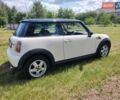 Белый Мини Hatch, объемом двигателя 1.6 л и пробегом 190 тыс. км за 5900 $, фото 4 на Automoto.ua