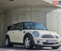 Белый Мини Hatch, объемом двигателя 1.6 л и пробегом 122 тыс. км за 7200 $, фото 5 на Automoto.ua