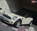 Белый Мини Hatch, объемом двигателя 1.6 л и пробегом 122 тыс. км за 7200 $, фото 1 на Automoto.ua