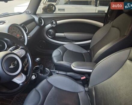Білий Міні Hatch, об'ємом двигуна 1.6 л та пробігом 151 тис. км за 6500 $, фото 16 на Automoto.ua