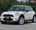 Белый Мини Hatch, объемом двигателя 1.6 л и пробегом 263 тыс. км за 5500 $, фото 1 на Automoto.ua