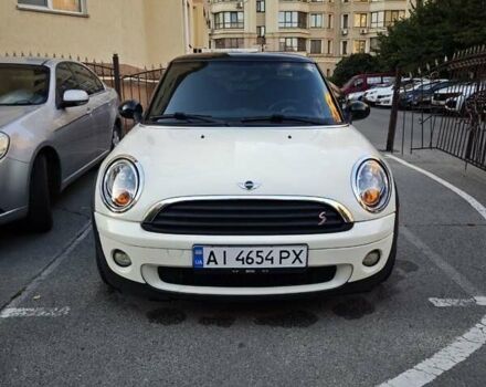 Білий Міні Hatch, об'ємом двигуна 1.6 л та пробігом 151 тис. км за 6500 $, фото 1 на Automoto.ua