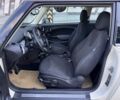 Белый Мини Hatch, объемом двигателя 1.6 л и пробегом 263 тыс. км за 5500 $, фото 17 на Automoto.ua