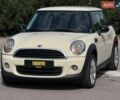 Белый Мини Hatch, объемом двигателя 1.6 л и пробегом 263 тыс. км за 4990 $, фото 3 на Automoto.ua