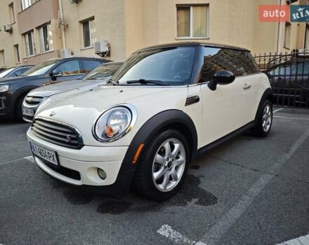 Білий Міні Hatch, об'ємом двигуна 1.6 л та пробігом 151 тис. км за 6500 $, фото 5 на Automoto.ua